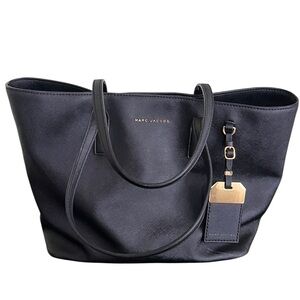 MARC JACOBS
Sidekick Tote